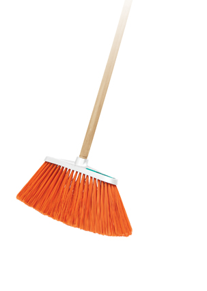 ESCOBA D/PLASTICO T. ABANICO ES250A GDE. C/MGO KLINTEK